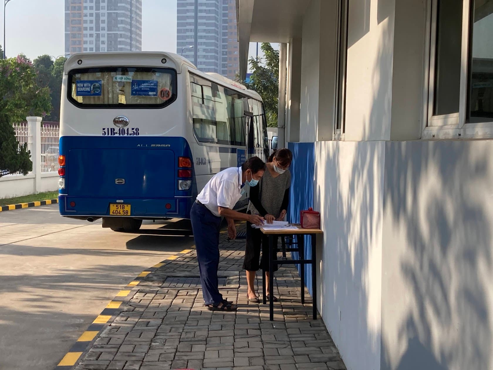 Saigon School Bus operations 6