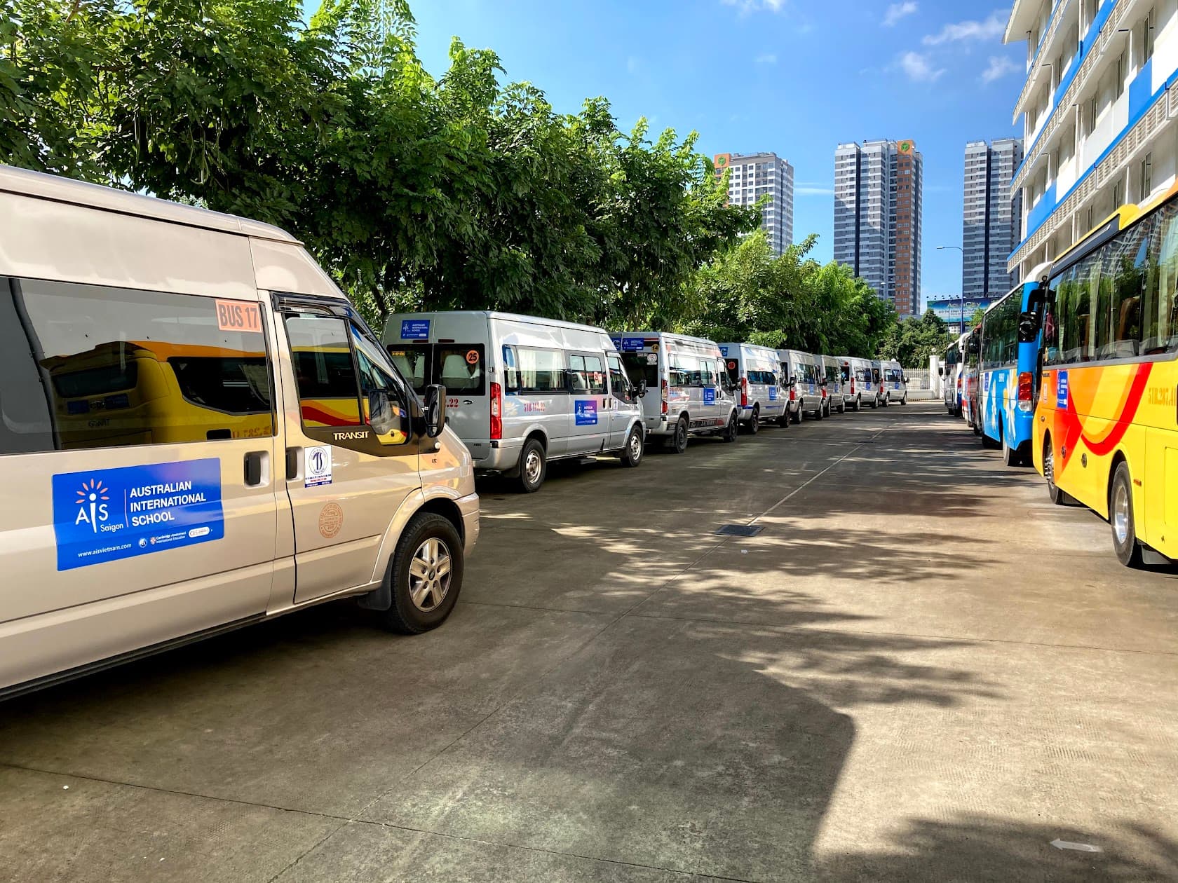 Saigon School Bus operations 4
